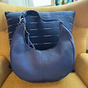 BNNU Large Molino Blue Nora Leather Hobo Bag